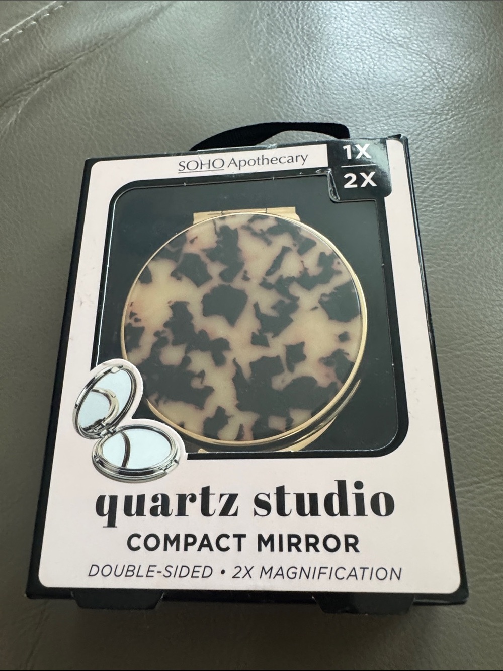 Quartz Studio Tortoiseshell Compact Mirror - Black & Cream